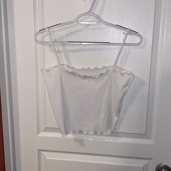 🪻3/$30 Trendy crop top!🪻 - Picture 2 of 2